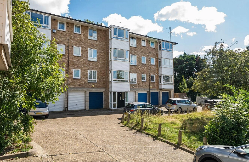 Marston Way, Crystal Palace, London, SE19 - Kinleigh Folkard & Hayward