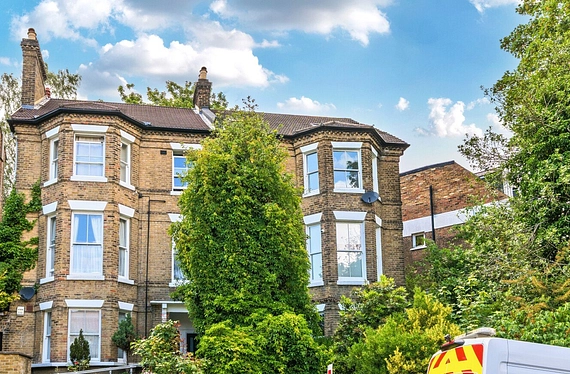 Cintra Park, Crystal Palace, London, SE19 - Kinleigh Folkard & Hayward