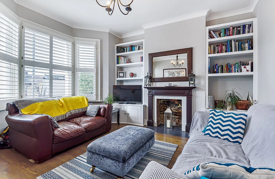 Earlsfield Road, Earlsfield, London, SW18 - Kinleigh Folkard & Hayward