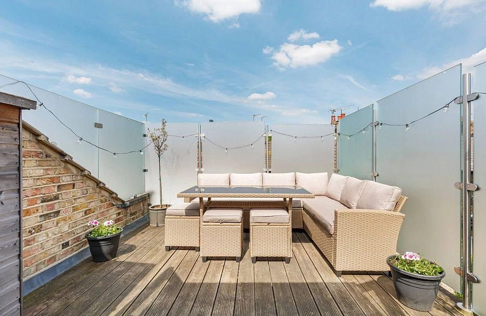 Treport Street, Earlsfield, London, SW18 - Kinleigh Folkard & Hayward