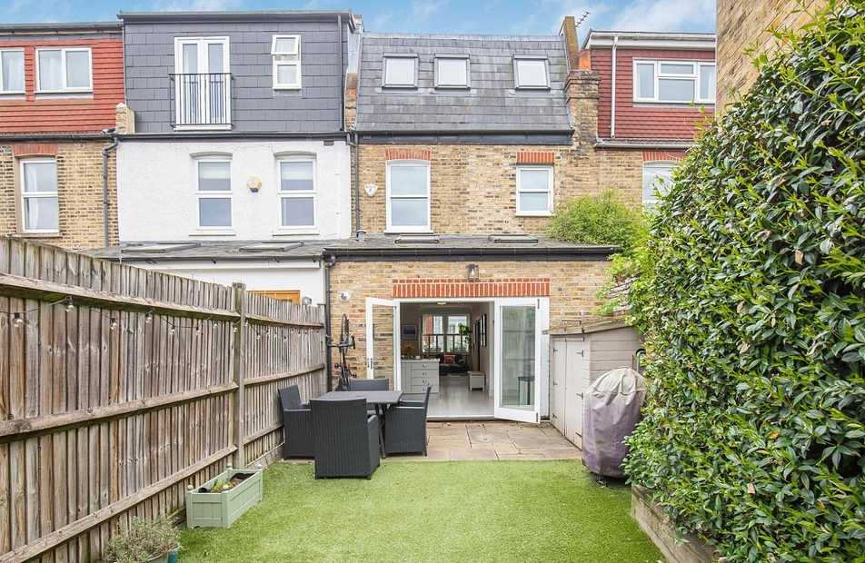 Aldren Road, Earlsfield, London, SW17 - Kinleigh Folkard & Hayward