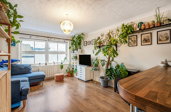 Ravensbury Road, Earlsfield, London, SW18 - Kinleigh Folkard & Hayward