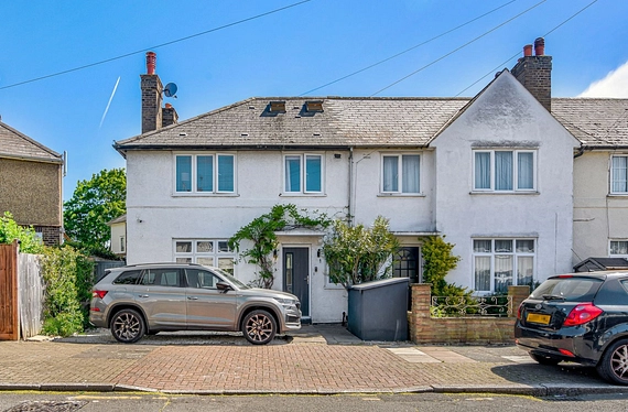 Leckford Road, Earlsfield, London, SW18 - Kinleigh Folkard & Hayward