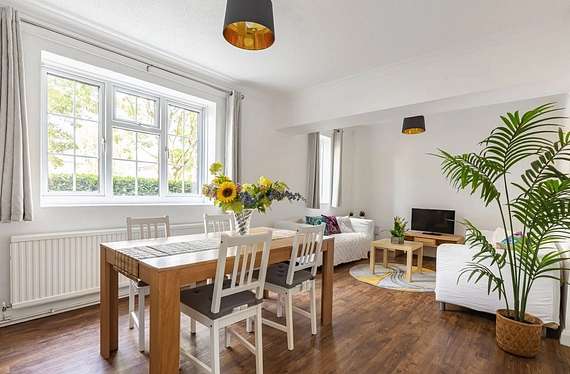 Acuba Road, Earlsfield, London, SW18 - Kinleigh Folkard & Hayward