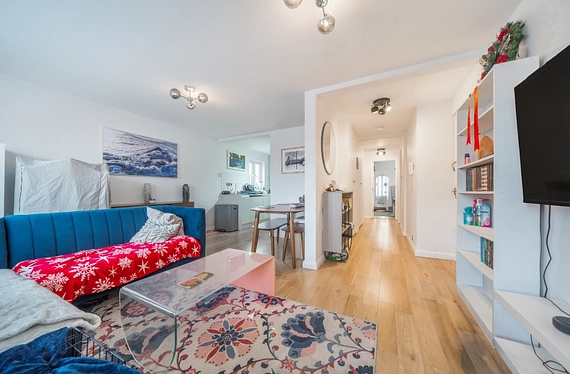 Peartree Avenue, London, SW17 - Kinleigh Folkard & Hayward