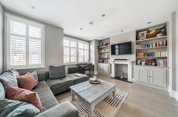 Farlton Road, Earlsfield, London, SW18 - Kinleigh Folkard & Hayward