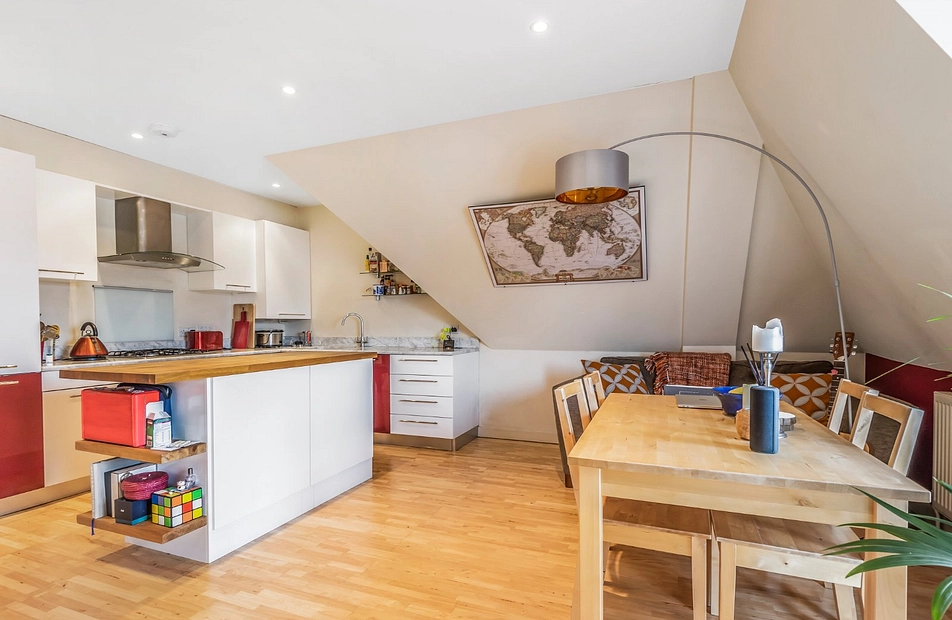 Thorndean Street, London, SW18 - Kinleigh Folkard & Hayward