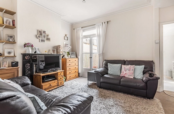 Heythorp Street, Southfields, London, SW18 - Kinleigh Folkard & Hayward