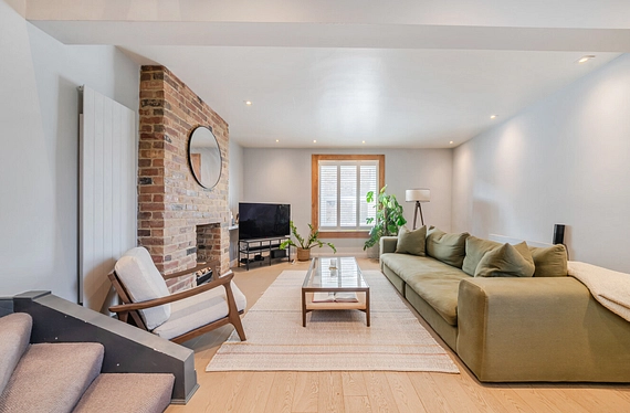 West Hill, London, SW18 - Kinleigh Folkard & Hayward
