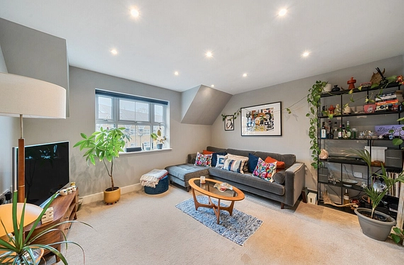 Hayes Grove, London, SE22 - Kinleigh Folkard & Hayward