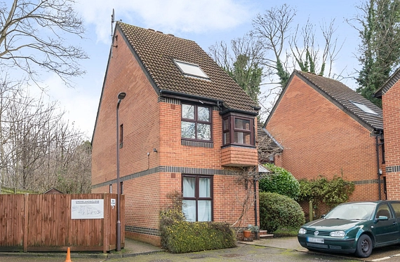 Grovelands Close, Camberwell, London, SE5 - Kinleigh Folkard & Hayward