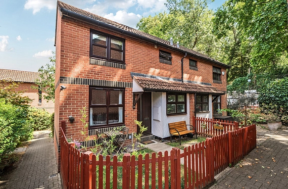 Grovelands Close, Camberwell, London, SE5 - Kinleigh Folkard & Hayward
