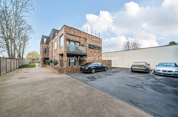 Woodhouse Road, London, N12 - Kinleigh Folkard & Hayward