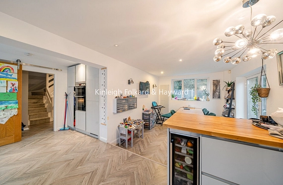 Darwin Close, London, N11 - Kinleigh Folkard & Hayward