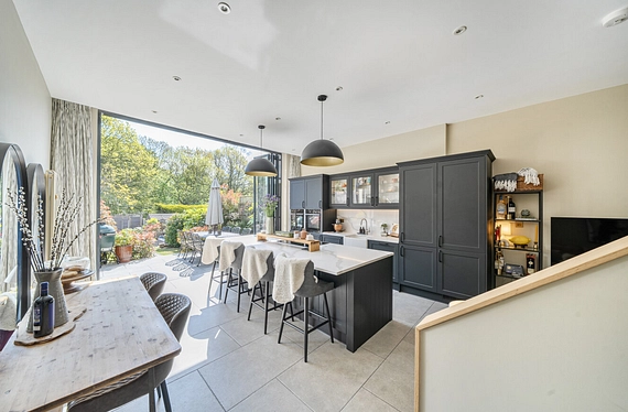 Daneland, Barnet, EN4 - Kinleigh Folkard & Hayward