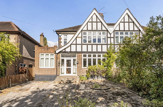 Oak Way, Southgate, London, N14 - Kinleigh Folkard & Hayward