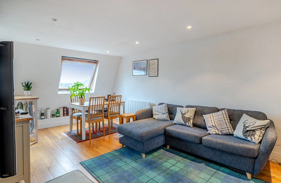 Lillie Road, London, SW6 - Kinleigh Folkard & Hayward