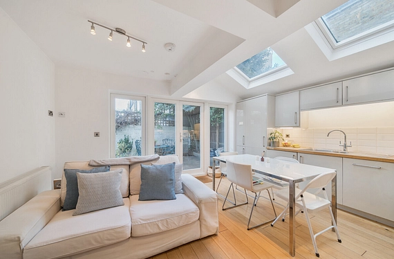 Waldemar Avenue, London, Fulham, SW6 - Kinleigh Folkard & Hayward