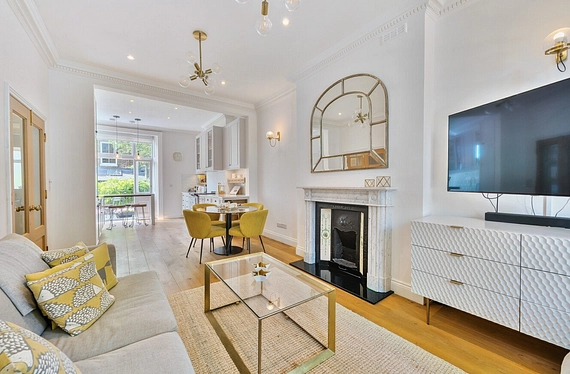 Crookham Road, Fulham, London, SW6 - Kinleigh Folkard & Hayward