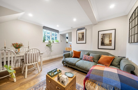 Fulham Road, Parsons Green, London, SW6 - Kinleigh Folkard & Hayward