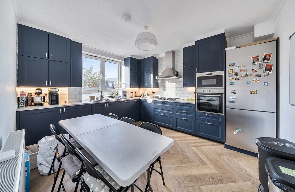 Fulham Road, London, SW6 - Kinleigh Folkard & Hayward