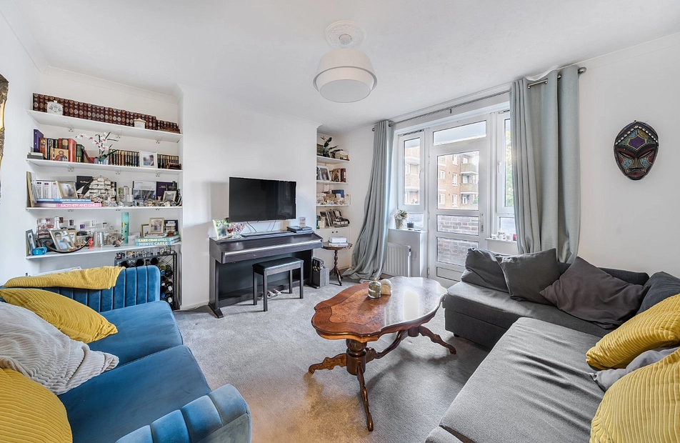 Fulham Road, London, SW6 - Kinleigh Folkard & Hayward