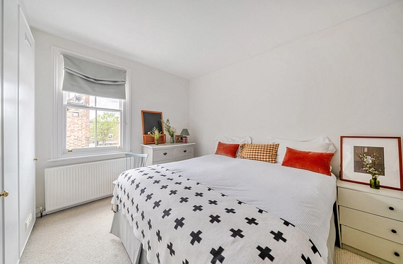 Fulham Road, Fulham, London, SW6 - Kinleigh Folkard & Hayward