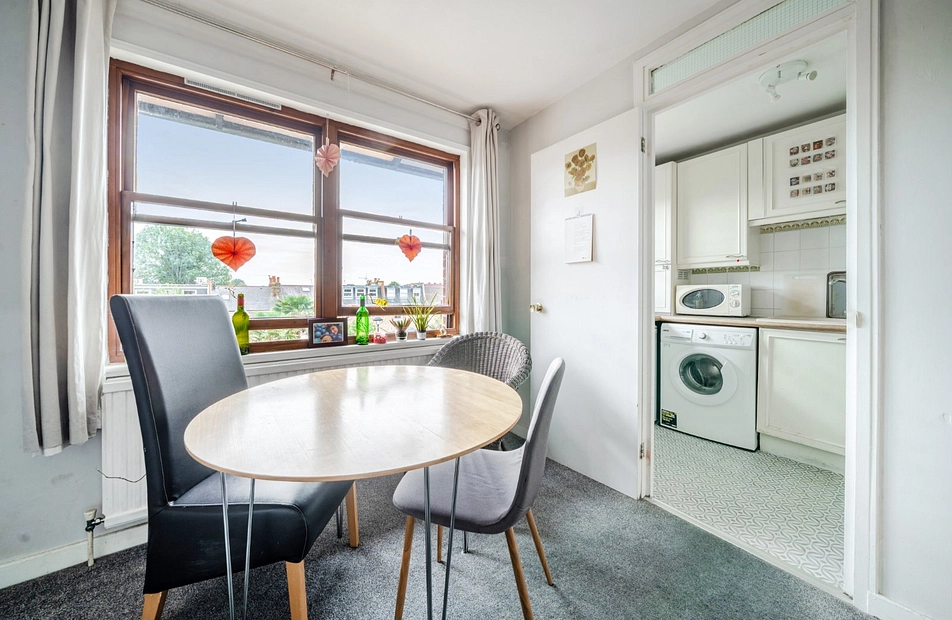 Mayfield Road, London, W12 - Kinleigh Folkard & Hayward