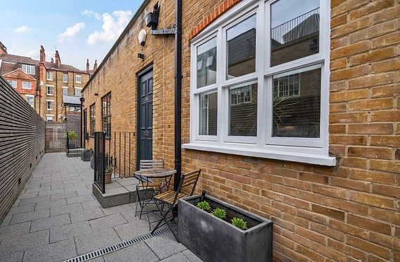 King Street, Hammersmith, London, W6 - Kinleigh Folkard & Hayward