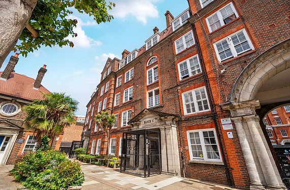 Peabody Estate, Fulham Palace Road, Hammersmith, London, W6 - Kinleigh Folkard & Hayward