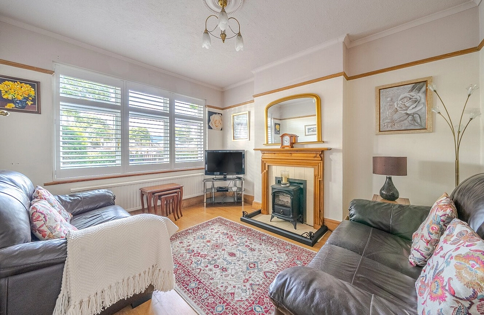 Burwood Avenue, Hayes, BR2 - Kinleigh Folkard & Hayward