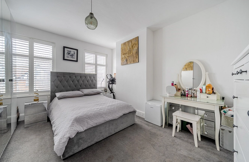 Station Approach, Hayes, Bromley, BR2 - Kinleigh Folkard & Hayward