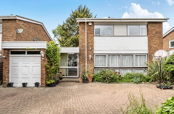 Mead Way, Hayes, Kent, BR2 - Kinleigh Folkard & Hayward