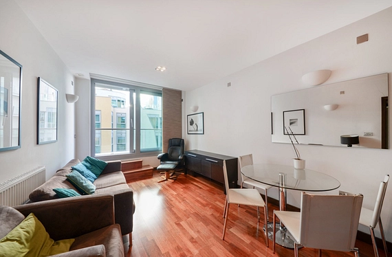 Bridges Court Road, London, SW11 - Kinleigh Folkard & Hayward