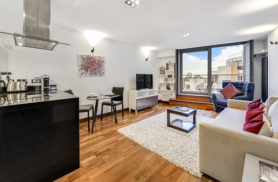 Bridges Court Road, London, SW11 - Kinleigh Folkard & Hayward