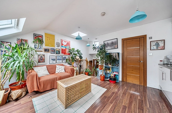 Townmead Road, London, SW6 - Kinleigh Folkard & Hayward