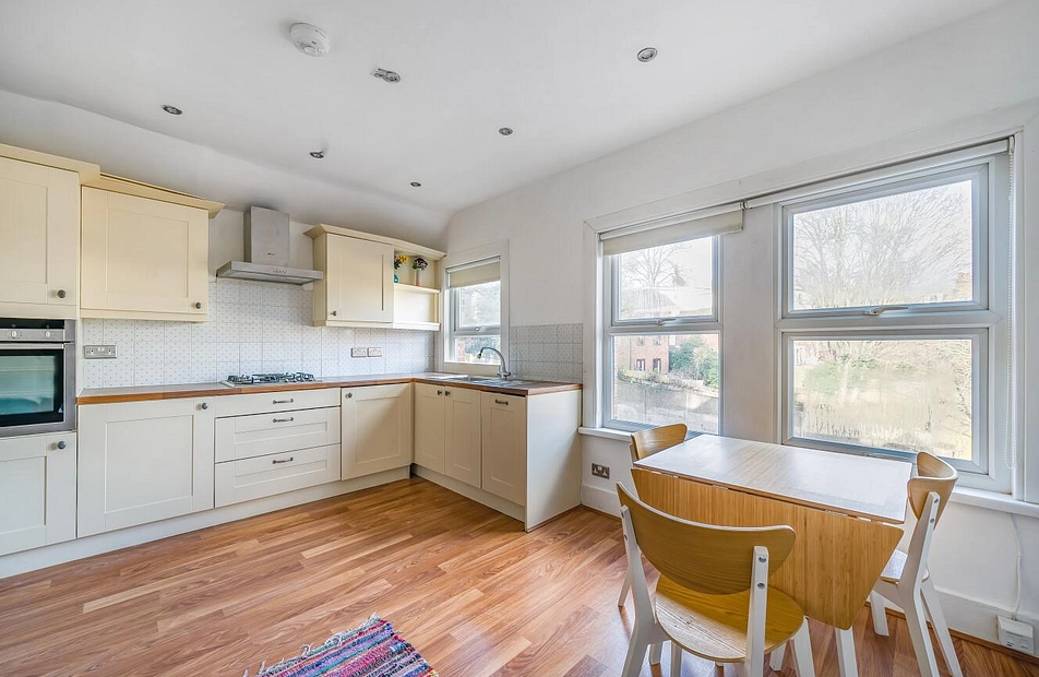 Archway Road, Highgate, London, N19 - Kinleigh Folkard & Hayward