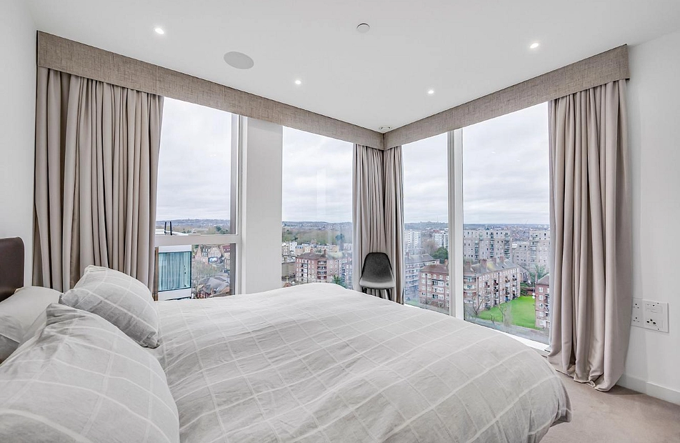 Woodberry Down, Finsbury Park, London, N4 - Kinleigh Folkard & Hayward