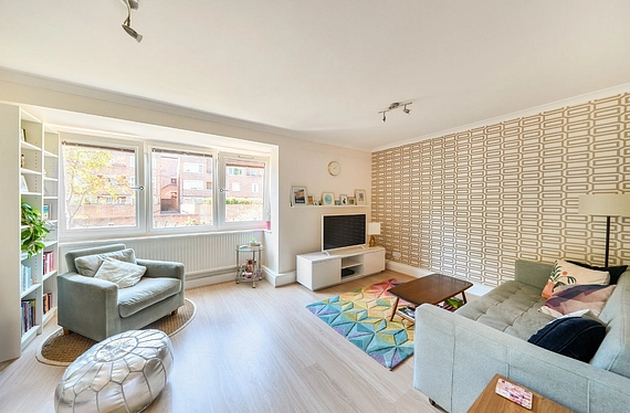 Cowdenbeath Path, Islington, London, N1 - Kinleigh Folkard & Hayward
