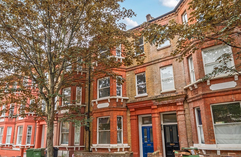 Crewdson Road, London, SW9 - Kinleigh Folkard & Hayward