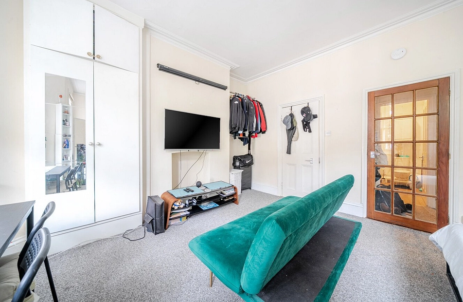 Crewdson Road, London, SW9 - Kinleigh Folkard & Hayward