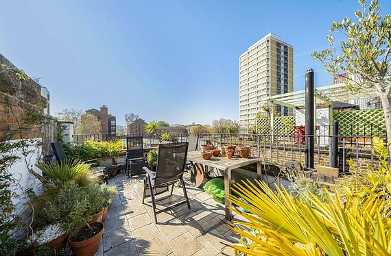 Bonnington Square, Vauxhall, London, SW8 - Kinleigh Folkard & Hayward