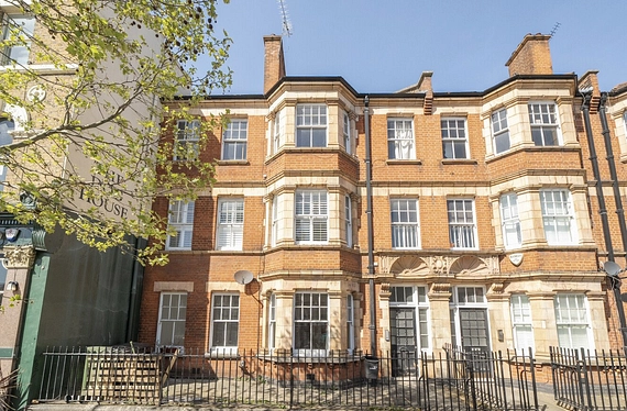 Kennington Lane, London, SE11 - Kinleigh Folkard & Hayward