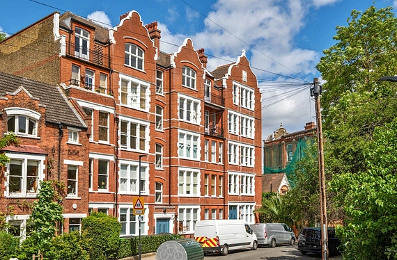 Cormont Road, Camberwell, London, SE5 - Kinleigh Folkard & Hayward