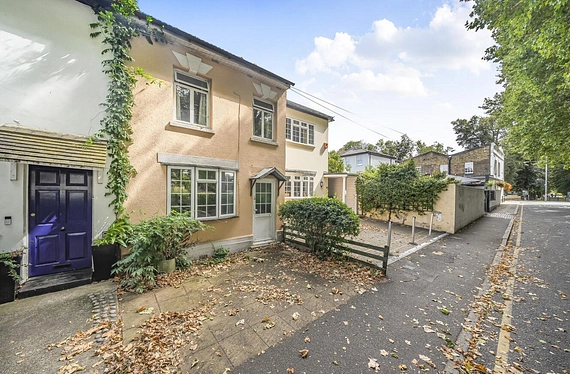 Fairfield East, Kingston Upon Thames, Surrey, KT1 - Kinleigh Folkard & Hayward