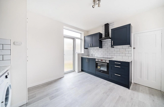 Vale Crescent, Kingston Vale, London, SW15 - Kinleigh Folkard & Hayward