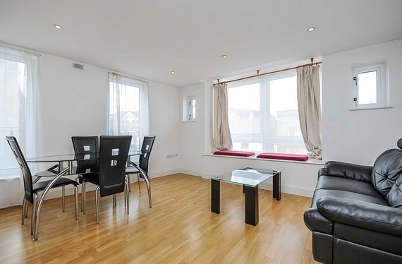 Cowleaze Road, Kingston Upon Thames, Surrey, KT2 - Kinleigh Folkard & Hayward