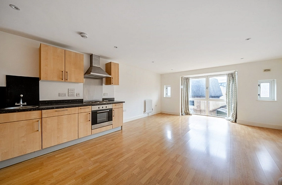 Cowleaze Road, Kingston upon Thames, KT2 - Kinleigh Folkard & Hayward