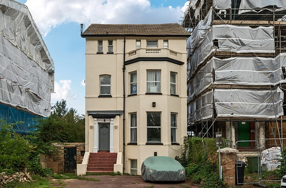 Burnt Ash Hill, Lee, London, SE12 - Kinleigh Folkard & Hayward