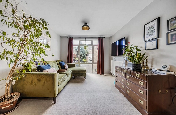 Lucorn Close, Lee, London, SE12 - Kinleigh Folkard & Hayward